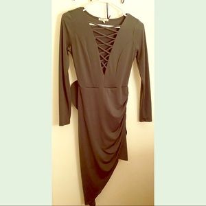 Asymmetrical long sleeved dress ✨